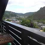 Schneider 3*