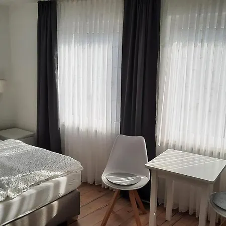 Schneider Guest house *