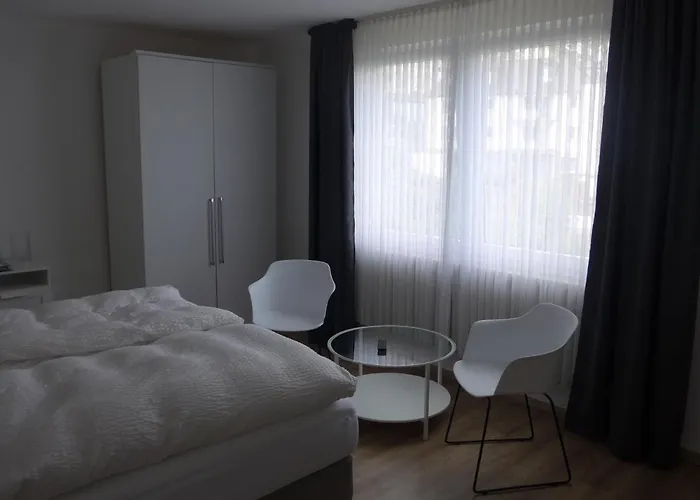 Schneider Πανσιόν